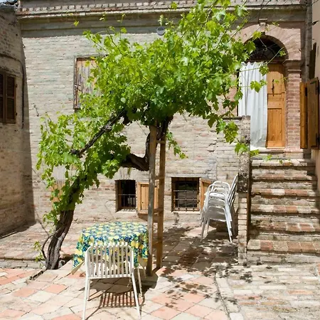 La Cappellania Сasa de vacaciones Montegiorgio